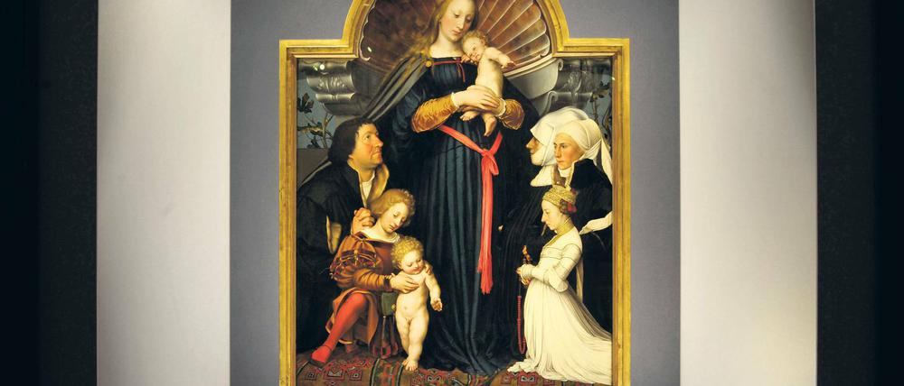 Privatbesitz. Holbeins gemalte Schutzmantelmadonna (1526 bis 1528) gehört dem Kunstsammler Würth.