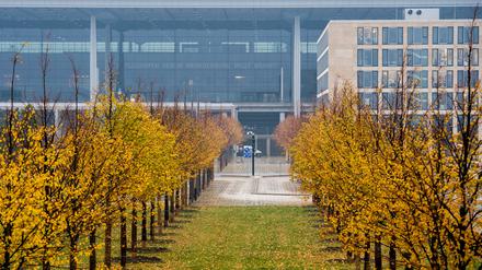 Imtech-Pleite und Planungsverzögerungen: Ob der Flughafen BER noch im Oktober 2017 öffnen kann?