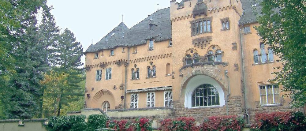 Neue Pläne für die  Hakeburg. Adelssitz soll Luxus-Wohnhaus werden.