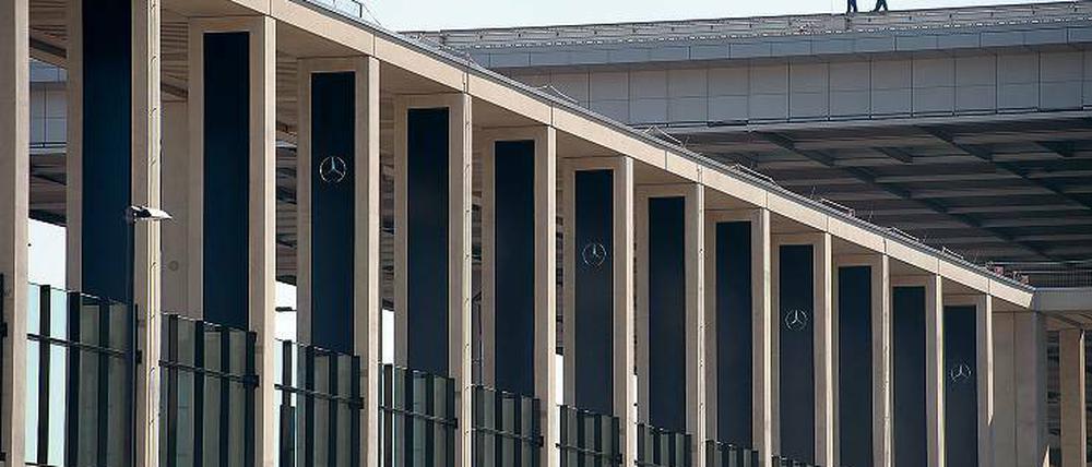 Pfusch in Beton. Das Terminal des Hauptstadtterminals BER ist weiterhin gesperrt, die Statik steht noch in Zweifel.