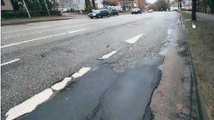 Flickenteppich. Der Zustand der L76 ist inzwischen desolat.