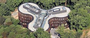 Das „Haus im Wald“ der Klimaforscher auf dem Telegrafenberg ist energieneutral, die Fassade aus Lindenholz.