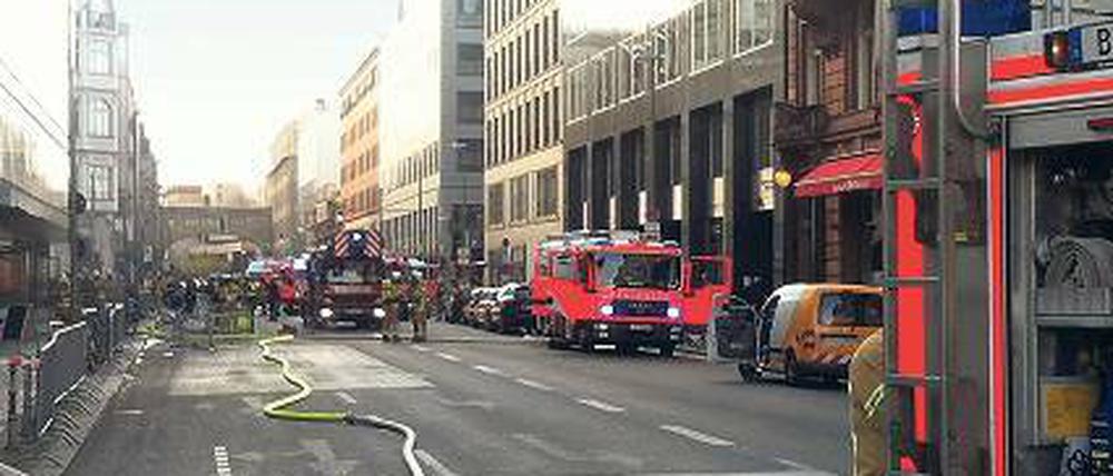 Einsatz in Mitte. Die Straßen wurden abgeriegelt.