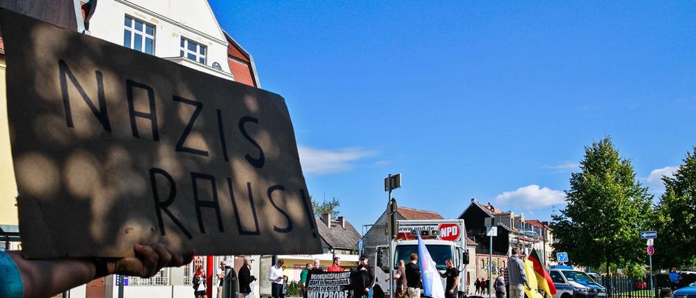 Bei allen Stationen der NPD gab es Gegenproteste.