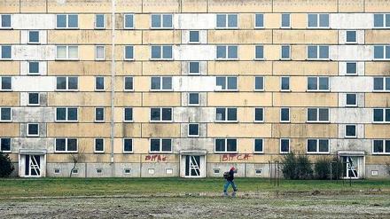 In abgehängten Quartieren soll der Abriss nicht gestoppt werden, um dort Flüchtlinge unterzubringen.