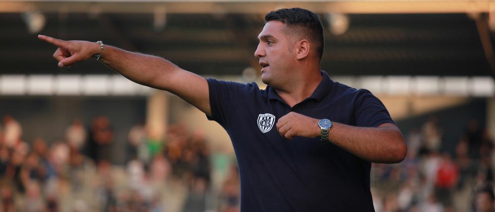 „Neustrelitz hat vielleicht nicht die attraktivste Spielweise, aber ist im Umkehr- und Konterspiel äußerst unangenehm“, sagte SVB-Trainer Cem Efe.