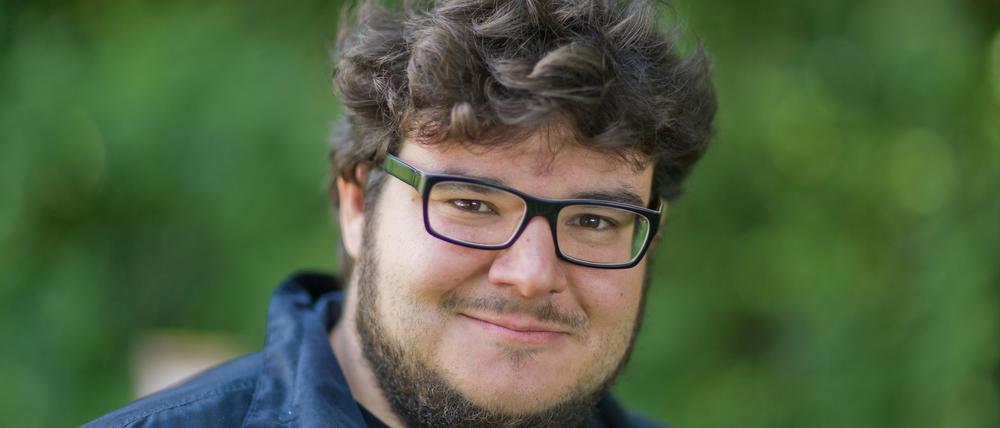 Alex Ranisch moderiert die "First Step Awards" in Berlin. An dem Wettbewerb nahm der Filmuni-Abolsovent bereits selbst teil.