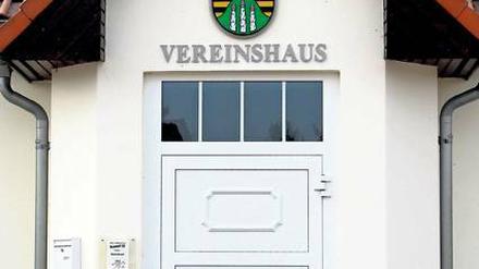 Sächsisches Erbe. Das Busendorfer Wappen ist noch schwarz-gelb.