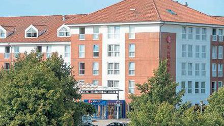 Bleibe für 100 Flüchtlinge. Das Hotel „Ramada“ in Frankfurt (Oder).