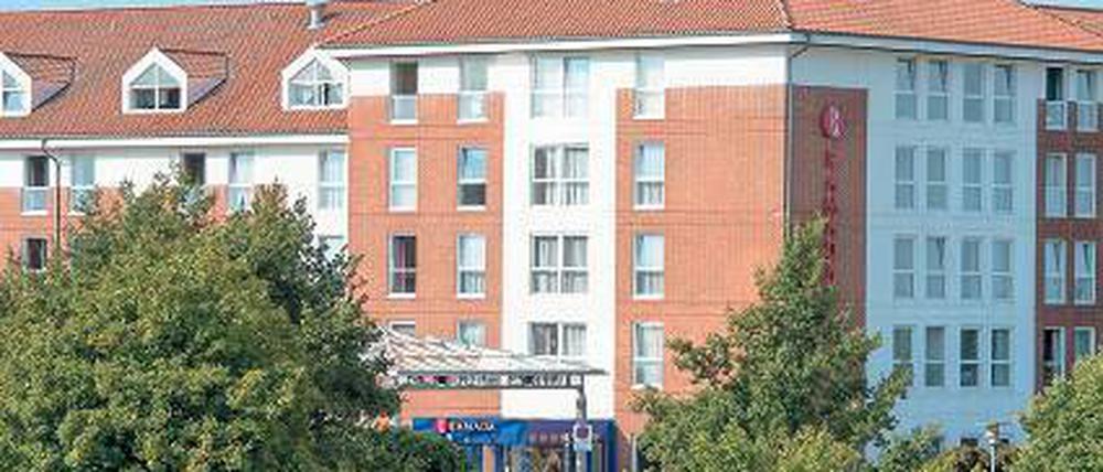Bleibe für 100 Flüchtlinge. Das Hotel „Ramada“ in Frankfurt (Oder).