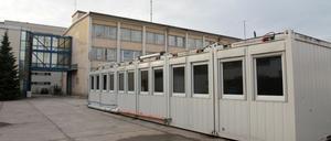 In dem Container an der alten Feuerwache in Potsdam wurden vorübergehend Flüchtlinge untergebracht. Jetzt werden vermutlich wieder Container aufgestellt.