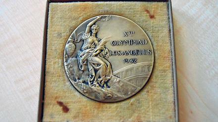 Womöglich lag die Medaille mehr als 70 Jahren in ihrem Versteck.
