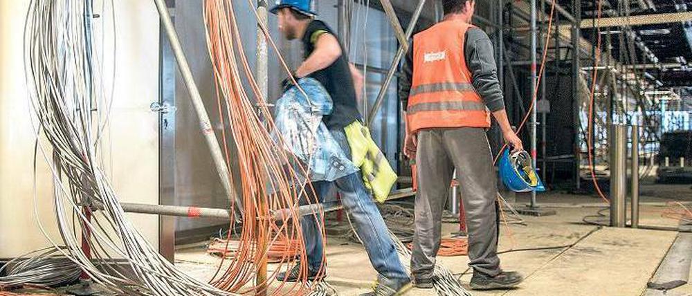 Auf der BER-Baustelle wurde manches neu geordnet. Ob die Termine gehalten werden, ist fraglich.