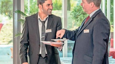 Mit der Ausbildung zum Hotelfachmann am Kongresshotel Potsdam erhofft sich Najib Rahmati eine Eingliederung in die deutsche Gesellschaft.