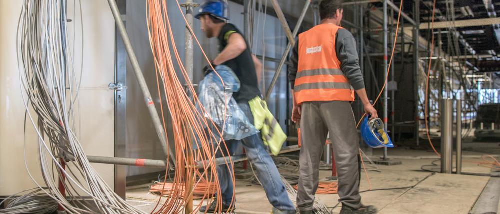Die insolvente Firma Imtech hat bundesweit 4000 Beschäftigte. Teile der Belegschaft kamen am Freitag nicht mehr zur BER-Baustelle.