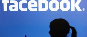 Wer Opfer eines Facebook-Betrugs geworden ist, sollte Anzeige bei der Polizei erstatten.