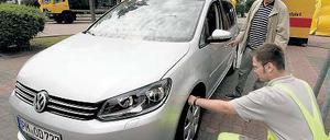 Der ADAC überprüfte in Potsdam kostenlos Autos und Fahrer. Doch es kamen nur wenige Interessierte.