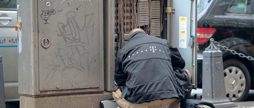 Da kommt Speed rein. 40 Verteilerkästen baut die Telekom bis März 2016 um, damit sie schnelleres Internet anbieten kann. Neben Werder profitiert davon auch Schwielowsees Ortsteil Geltow, da nach den Vorwahlgrenzen vorgegangen wird.