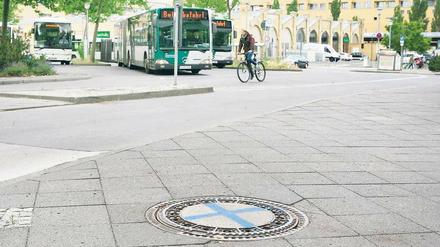 Der Unfallort. War der Gully am Hauptbahnhof Potsdam genügend abgesichert?