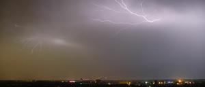 Beeindruckende Blitze - von Carolin Ganzer fotografiert.