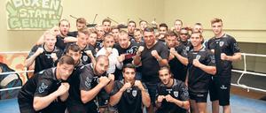 Sie wollen sich durchboxen. In der laufenden Vorbereitung auf die anstehende Regionalligasaison war die erste Mannschaft im Berliner Box-Gym des zweifachen Europameisters Oktay Urkal. Am heutigen Freitag steht um 18. 30 Uhr ein Testspiel gegen FK Baník Most auf dem Programm.