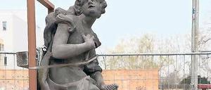 Die Attikafigur Ariadne für das Potsdamer Stadtschloss wurde mit Spenden der Stiftung um Max Klaar restauriert.