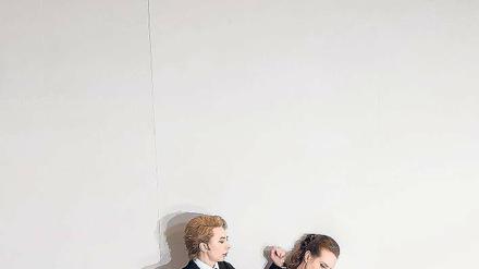 Beschwörungen. Marina Prudenskaya (l.) in der Rolle des Komponisten und Brenda Rae als Zerbinetta im Vorspiel der Oper.