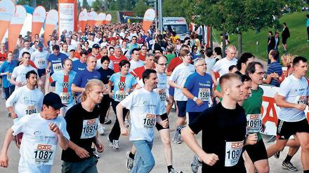 Es läuft. Firmenläufe genießen weiterhin wachsende Popularität. Auch der DAK-Firmenlauf Potsdam in der kommenden Wochen verbucht einen Teilnehmerrekord.