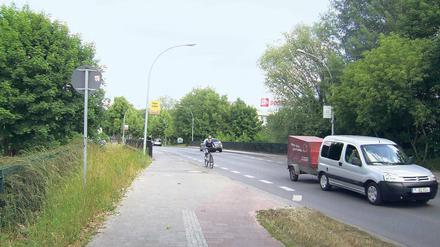 Tickende Zeitbombe. Der Zustand der Teltower Rammrath-Brücke ist so desolat, dass eine Sperrung für den Verkehr jederzeit möglich ist.