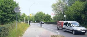 Tickende Zeitbombe. Der Zustand der Teltower Rammrath-Brücke ist so desolat, dass eine Sperrung für den Verkehr jederzeit möglich ist.