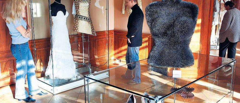 Mode im Museum. In Meyenburg gibt es seit zehn Jahren das Modemuseum.
