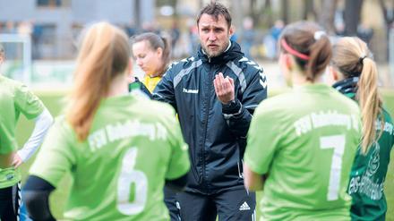 In der Relegation gefordert. Um in die Regionalliga aufsteigen zu dürfen, muss sich die Elf von 74-Trainer Sebastian Zimmermann gegen Stern 1900 durchsetzen.