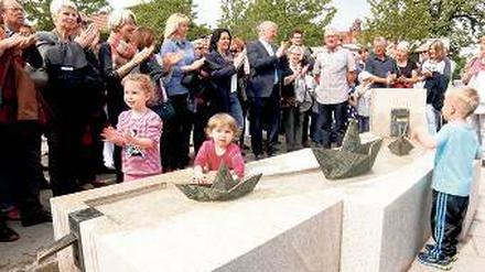 Im Fluss. Der neue Trinkwasserbrunnen im Beelitzer Lustgarten.