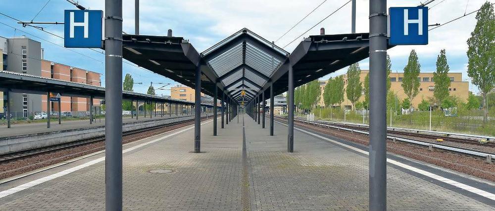 Menschenleer. Bahnsteig auf dem Hauptbahnhof am Dienstagvormittag.