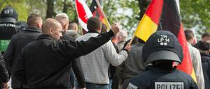 NPD-Demo am 1. Mai in Thüringen - die Neonazi-Szene wächst wieder.