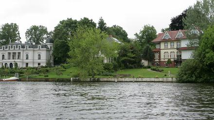 Insgesamt wehren sich 21 Anrainer am Groß Glienicker See und 18 am Griebnitzsee gegen die Errichtung eines Uferwegs.