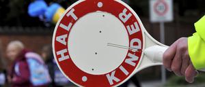 In dieser Woche sollen Grundschüler in Kleinmachnow nicht mit Auto gebracht werden, sondern zu Fuß gehen oder mit dem Rad fahren.