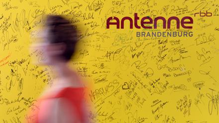 Antenne Brandenburg sendet seit 25 Jahren und erreicht 215 000 Hörer in der Stunde.