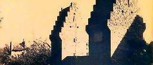 Das einzige Foto. Der langjährige Ortsvorsteher Bernd Hanike hatte die Idee und das Bild für den Wiederaufbau.