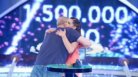 Um kurz vor halb zwei am Sonntagmorgen hatte sie es geschafft: Maria Kleinebrahm hat als erste Frau Stefan Raab in dessen Spielshow besiegt. 