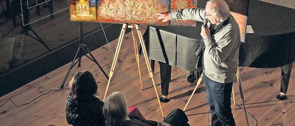 Flammendes Inferno. Das in Mischtechnik auf Papier gemalte dreiteilige Werk sei von eigenen Erfahrungen geprägt, sagte Wolfram Baumgardt bei der Vorstellung des Triptychons anlässlich des Gedenkens an die Nacht von Potsdam vor 70 Jahren. Baumgardt erlebte die Bombardierung als Vierjähriger.