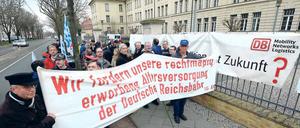 Gegen die Schließung. Etwa 100 Eberswalder protestierten in Potsdam.