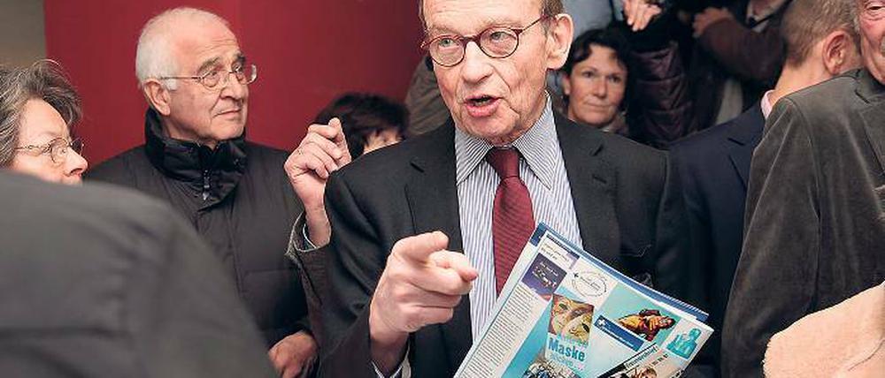 Gefragt. Hans Otto Bräutigam bei seiner Buchpremiere.