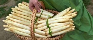 Spargel und Beeren aus Brandenburg werden teurer.