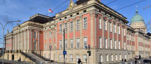 Am 17. Januar 2014 wurde des 120 Millionen Euro teure Gebäude eröffnet.