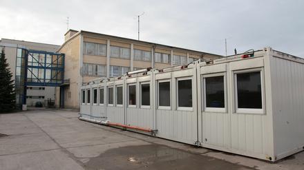 In den Containern an der alten Feuerwache sind derzeit rund 50 Asylsuchende untergebracht.