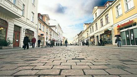 Einkaufsmeile. Die Händler in der Brandenburger Straße fürchten neue Konkurrenz vom Stern-Center.