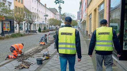 25 Euro pro Monat. Mitglieder einer Bürgerwehr halten in der Nachbarschaft die Augen offen. Die Aufwandsentschädigung dafür fällt allerdings dürftig aus.