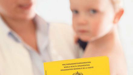 So früh wie möglich. Babys sollten bereits mit neun Monaten geimpft werden, alle Erwachsenen ohne Impfschutz sofort.