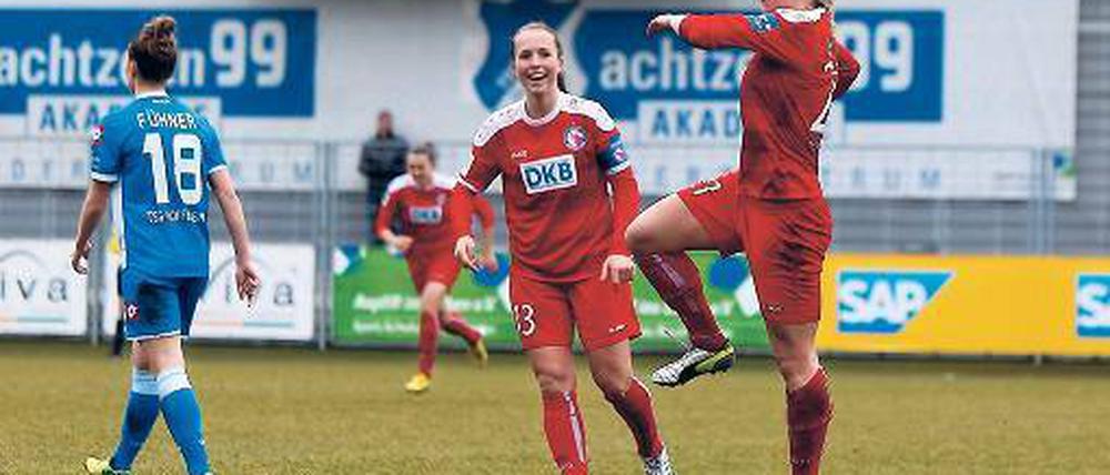 Nachnominiert. Tabea Kemme traf in Hoffenheim und reist nach Portugal.